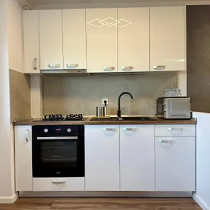 Shiro Бухарест